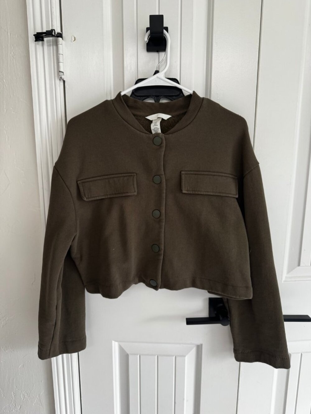 H&M Olive Cropped Button Cardigan - M
